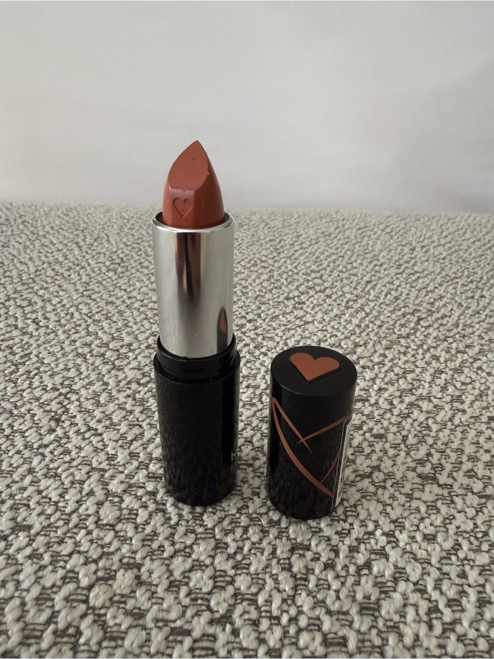 NYX Shout Loud Satin Lipstick